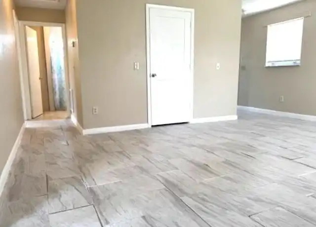 Property at 260 SW 12th Ave, South Bay, FL, 33493, 2 beds, 1 bath, [object Object]