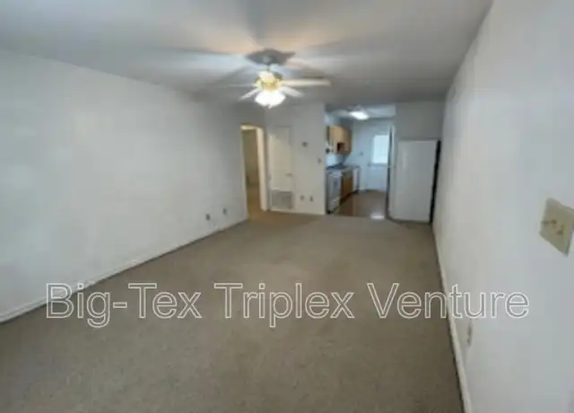 Property at 262 N Pecan St, Nash, TX, 75569, 2 beds, 1 bath, [object Object]