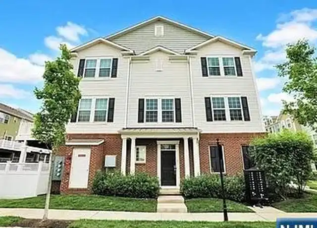 Property at 2 Truman Dr, Wood-Ridge, NJ, 07075, 4 beds, 3.5 baths, [object Object]