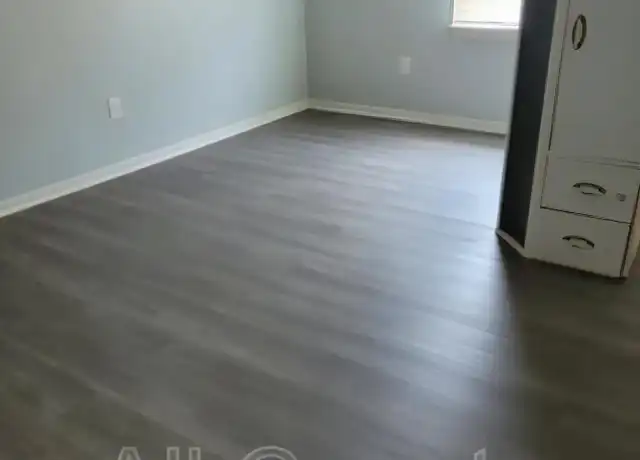 Property at 1102 Colonial Dr Unit 7, Lathrop, MO, 64465, 1 bed, 1 bath, [object Object]