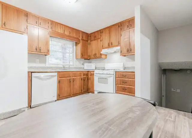 Property at 3544 Knollview Ct, Decatur, GA, 30034, 1 bed, 1 bath, [object Object]