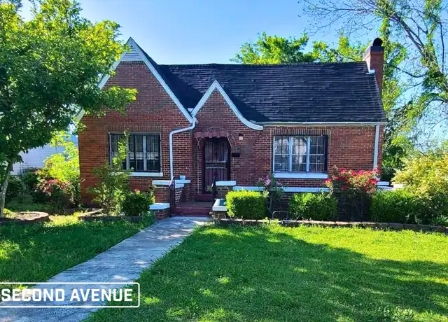 Property at 1600 Woodland Ave SW, Birmingham, AL, 35211, 3 beds, 1 bath, [object Object]