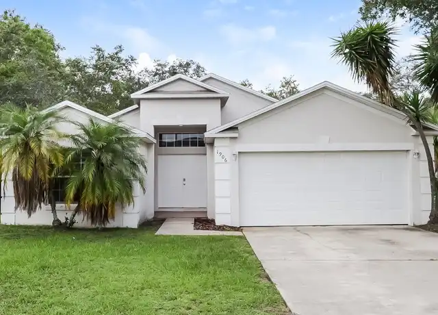 Property at 1906 Lakeview Way, Kissimmee, FL, 34759, 3 beds, 2 baths, [object Object]