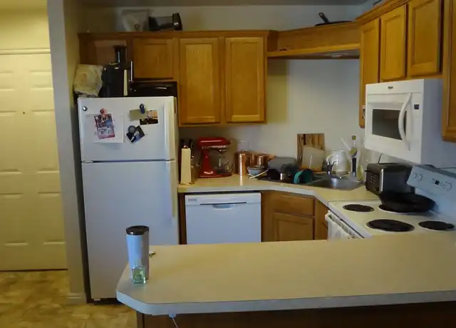 Property at 672 N 500 W Unit 672 207, Provo, UT, 84601, 1 bed, 1 bath, [object Object]