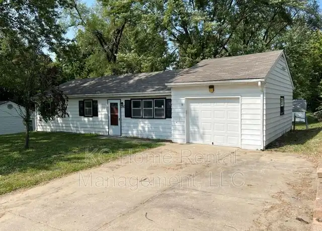 Property at 300 NW 63rd St, Kansas City, MO, 64118, 2 beds, 1 bath, [object Object]