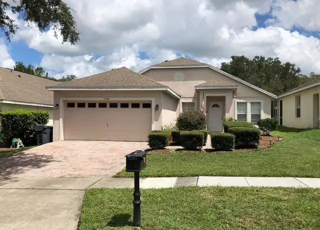 Property at 1536 N Hampton Dr, Davenport, FL, 33897, 4 beds, 2 baths, [object Object]