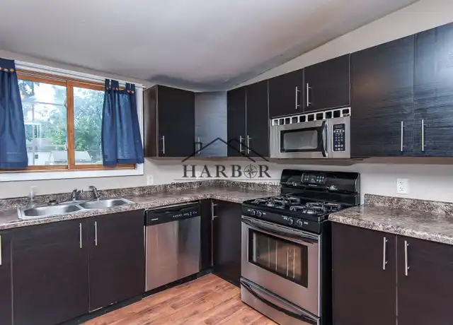 Property at 318 6th St SE, Rochester, MN, 55904, 3 beds, 2 baths, [object Object]