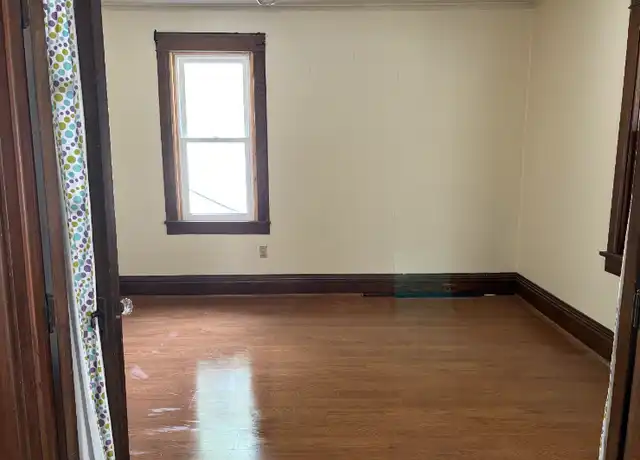 Property at 138 Spring St, East Peoria, IL, 61611, 3 beds, 1 bath, [object Object]
