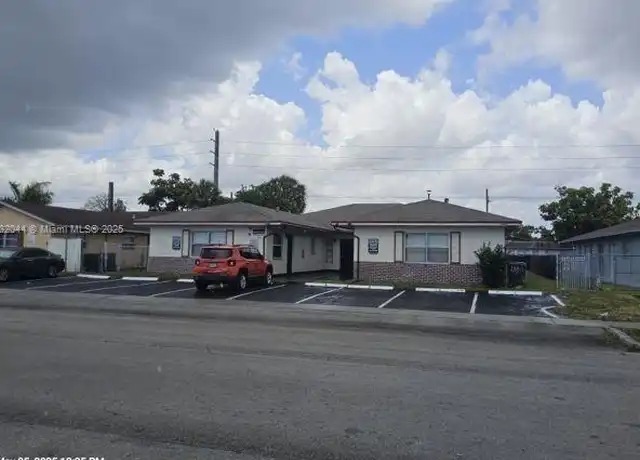 Property at 4011 NW 30th Ter Unit 3, Lauderdale Lakes, FL, 33309, 2 beds, 1 bath, [object Object]