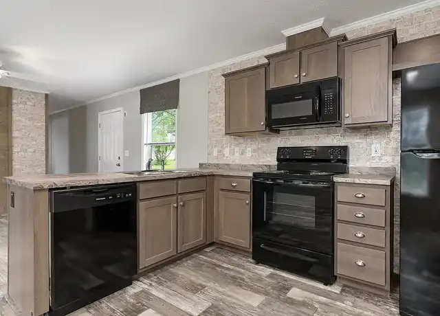 Property at Mandell Trails - 108 Bay St, Butler, PA, 16002, 2 beds, 1 bath, [object Object]