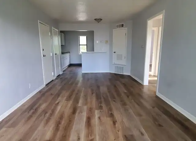 Property at 8208 Troost Ave Unit 8218-3, Kansas City, MO, 64131, 2 beds, 1 bath, [object Object]