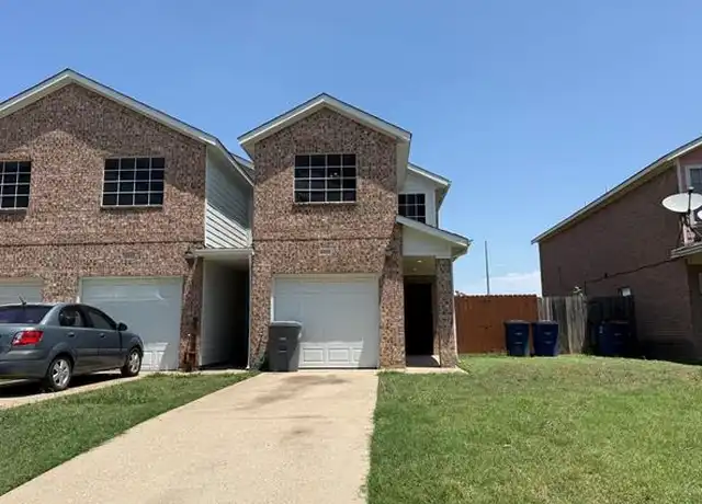 Property at 4025 Preferred Pl, Dallas, TX, 75237, 3 beds, 2.5 baths, [object Object]