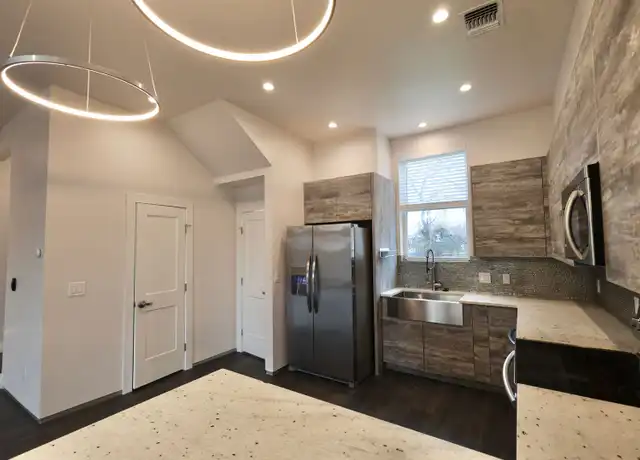 Property at 910 Montana St #101, San Antonio, TX, 78203, 3 beds, 3.5 baths, [object Object]