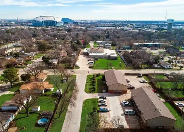 Property at 108 E Cedar St, Arlington, TX, 76011, 2 beds, 1 bath, [object Object]
