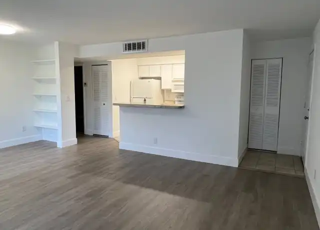 Property at 1267 SW 46th Ave, Pompano Beach, FL, 33069, 1 bed, 1 bath, [object Object]