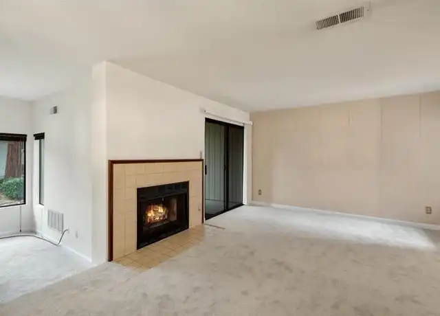 Property at 1676 Braddock Ct, San Jose, CA, 95125, 1 bed, 1 bath, [object Object]