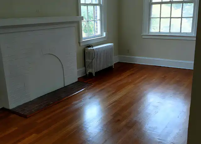 Property at 620 S Sycamore St Unit 1, Petersburg, VA, 23803, 1 bed, 1 bath, [object Object]