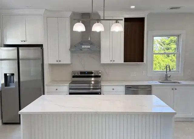 Property at 53 Woods Ave, Rockville Centre, NY, 11570, 2 beds, 1 bath, [object Object]