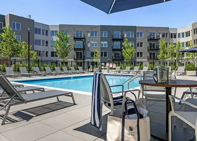Property at District 1860 - 7215 District Ave, Lincolnwood, IL, 60712, 0-3 beds, 1-2 bath, [object Object]