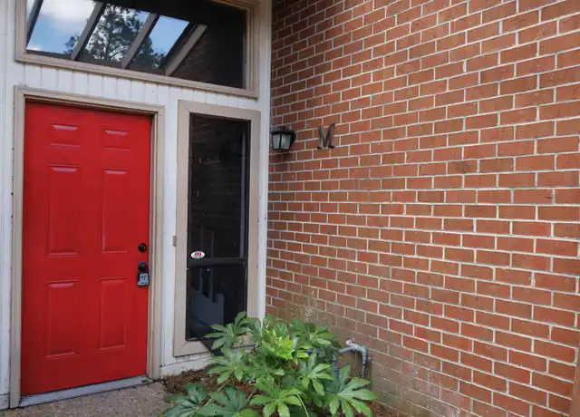 Property at 1307 Baytree Dr Apt M, Valdosta, GA, 31601, 3 beds, 2.5 baths, [object Object]