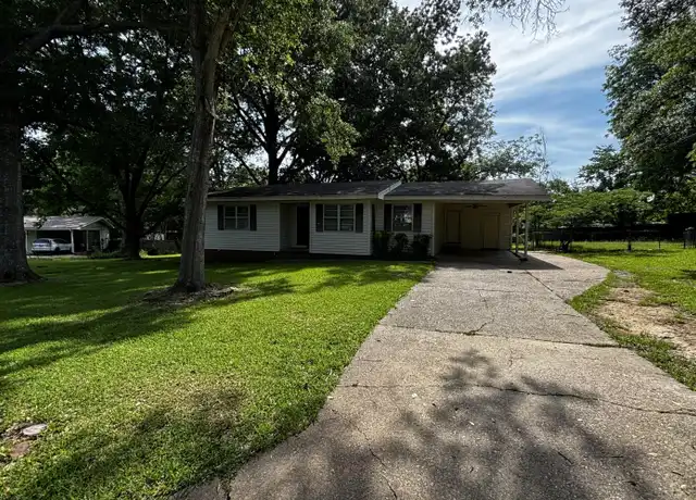 Property at 214 Pecan Park Dr, Ridgeland, MS, 39157, 3 beds, 1 bath, [object Object]