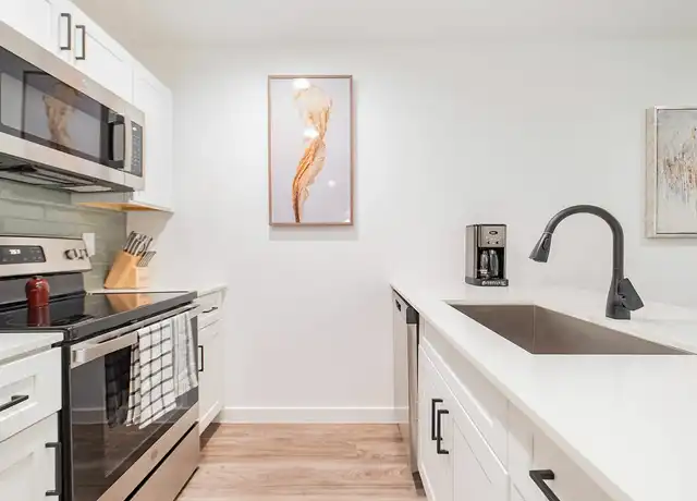 Property at Perrin Flats at Bishop Ridge - 606 N Marsalis Ave, Dallas, TX, 75203, 1 bed, 1 bath, [object Object]