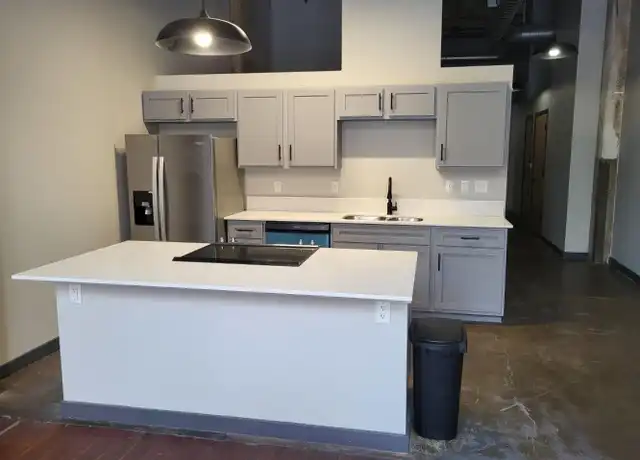 Property at 2121 Central St Unit 218, Kansas City, MO, 64108, 1 bed, 1 bath, [object Object]