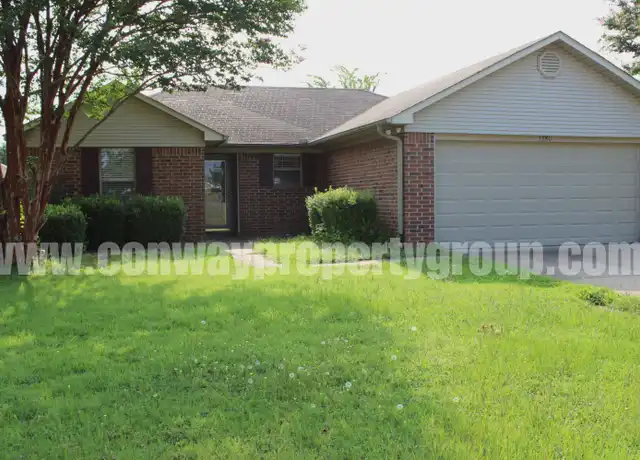 Property at 1380 Joyner Dr, Conway, AR, 72034, 3 beds, 2 baths, [object Object]