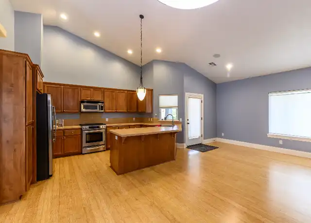 Property at 277 Benjamin St, Eugene, OR, 97404, 3 beds, 2 baths, [object Object]