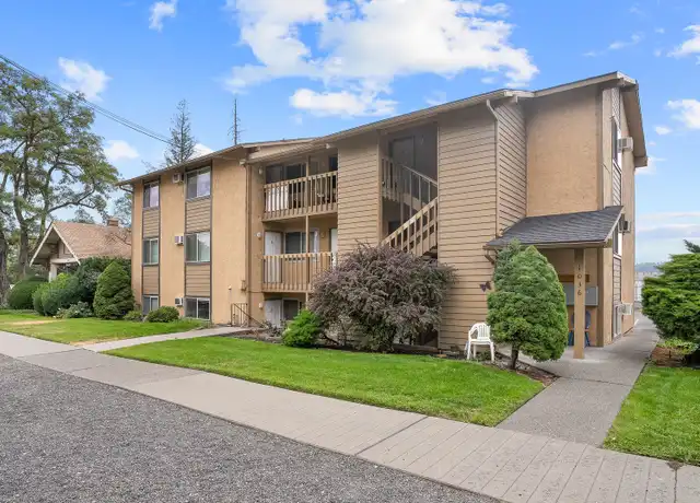 Property at 1036 E Desmet Ave Unit 1, Spokane, WA, 99202, 2 beds, 1 bath, [object Object]