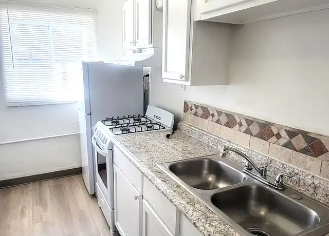 Property at 1420 4th St NW Unit 12, Albuquerque, NM, 87102, 1 bed, 1 bath, [object Object]