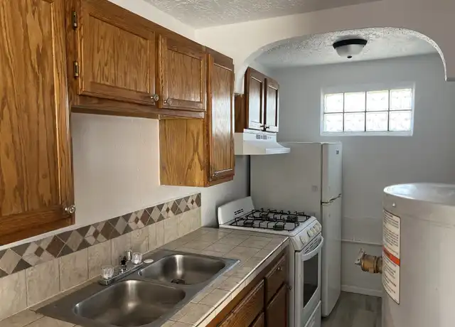 Property at 1420 4th St NW Unit 12, Albuquerque, NM, 87102, 1 bed, 1 bath, [object Object]