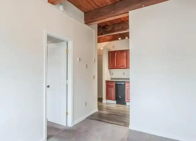 Property at 196 Penobscot St, Brewer, ME, 04412, 1 bed, 1 bath, [object Object]