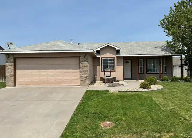 Property at 270 E 15th N, Mountain Home, ID, 83647, 3 beds, 2 baths, [object Object]