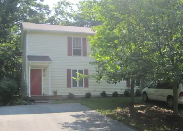 Property at 1420 King St Unit B, Christiansburg, VA, 24073, 3 beds, 2.5 baths, [object Object]