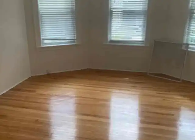 Property at 6 Pelham St Unit 2, Worcester, MA, 01609, 3 beds, 1 bath, [object Object]