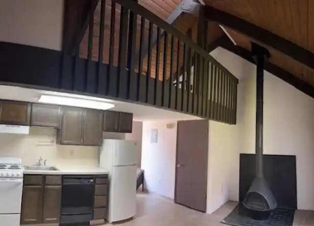 Property at 312 N University Rd Unit 8, Spokane Valley, WA, 99206, 0 beds, 1 bath, [object Object]