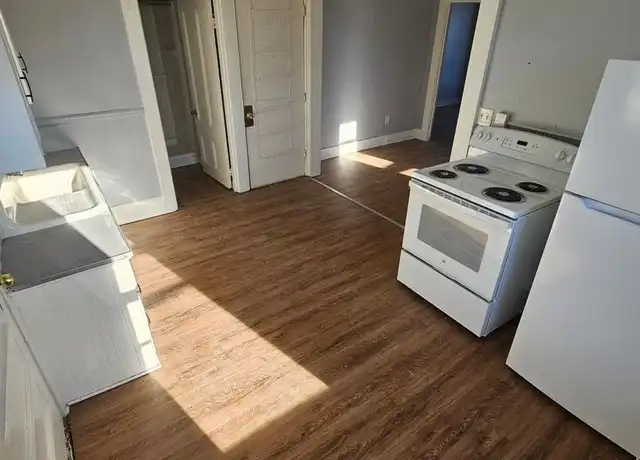 Property at 65 Green St Unit 1, Somersworth, NH, 03878, 2 beds, 1 bath, [object Object]