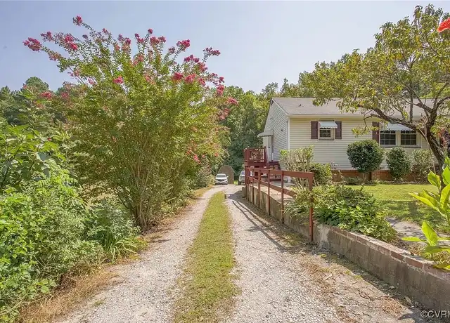 Property at 522 N Main St Unit C, Blackstone, VA, 23824, 2 beds, 1 bath, [object Object]