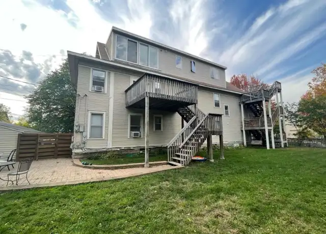 Property at 776 Dayton Ave Unit 2B, St Paul, MN, 55104, 2 beds, 1 bath, [object Object]