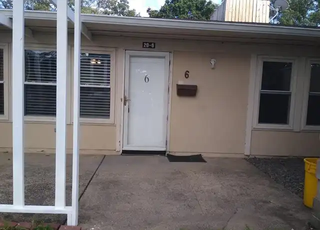 Property at 20 New Rd #6, Kendall Park, NJ, 08824, 1 bed, 1 bath, [object Object]