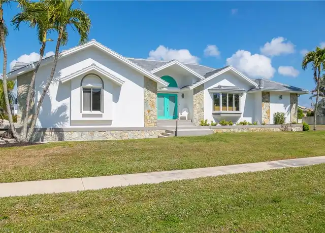 Property at 370 Cottage Ct, Marco Island, FL, 34145, 3 beds, 2 baths, [object Object]