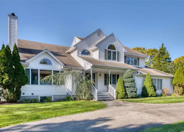 Property at 7 Sea Breeze Ave, Westhampton, NY, 11977, 5 beds, 3.5 baths, [object Object]