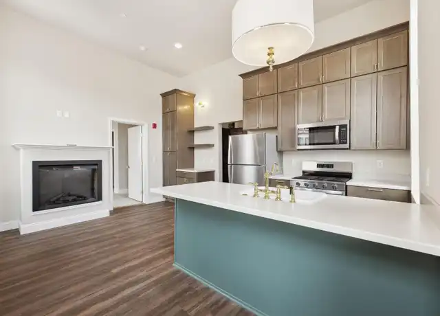 Property at 144 W Park St Unit 2B, Butte, MT, 59701, 2 beds, 1 bath, [object Object]