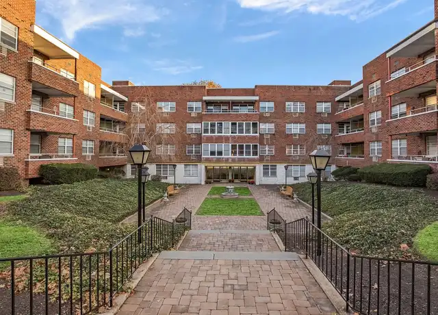 Property at Hampshire House - 1500 Hamilton St, Allentown, PA, 18102, 2 beds, 1 bath, [object Object]
