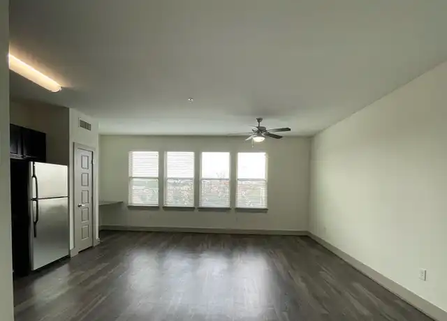 Property at 2200 Yale St Unit 5064, Houston, TX, 77008, 2 beds, 2 baths, [object Object]
