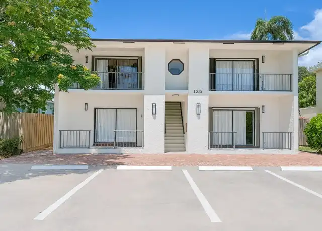 Property at 125 S Palmway #1, Lake Worth Beach, FL, 33460, 2 beds, 2 baths, [object Object]