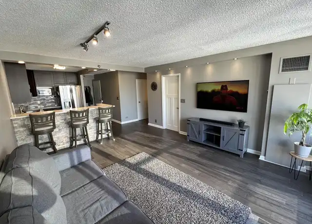 Property at 10 E Ontario St #3112, Chicago, IL, 60611, 1 bed, 1 bath, [object Object]