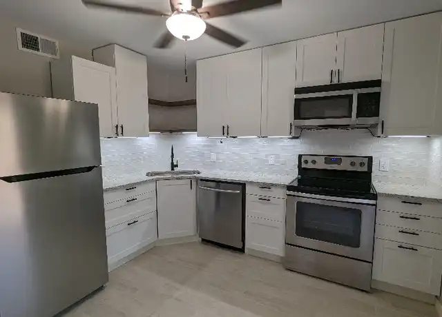 Property at 114 Scofield Ave Unit 112, Johnson City, TX, 78636, 2 beds, 1.5 baths, [object Object]