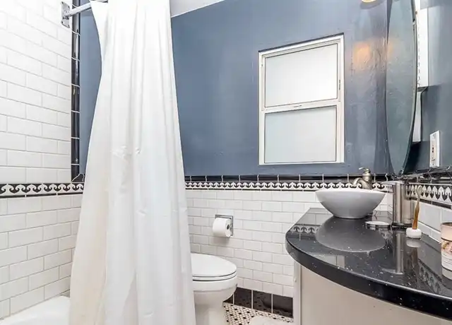 Property at 5327 Cahuenga Blvd, North Hollywood, CA, 91601, 1 bed, 1 bath, [object Object]